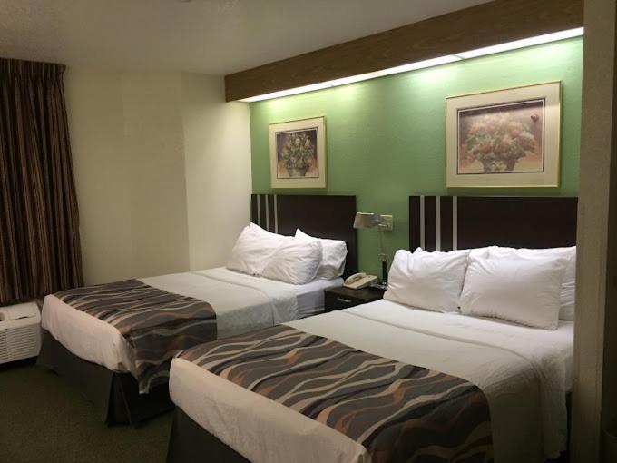 Pleasant Stay Inn & Suites Carnforth 외부 사진